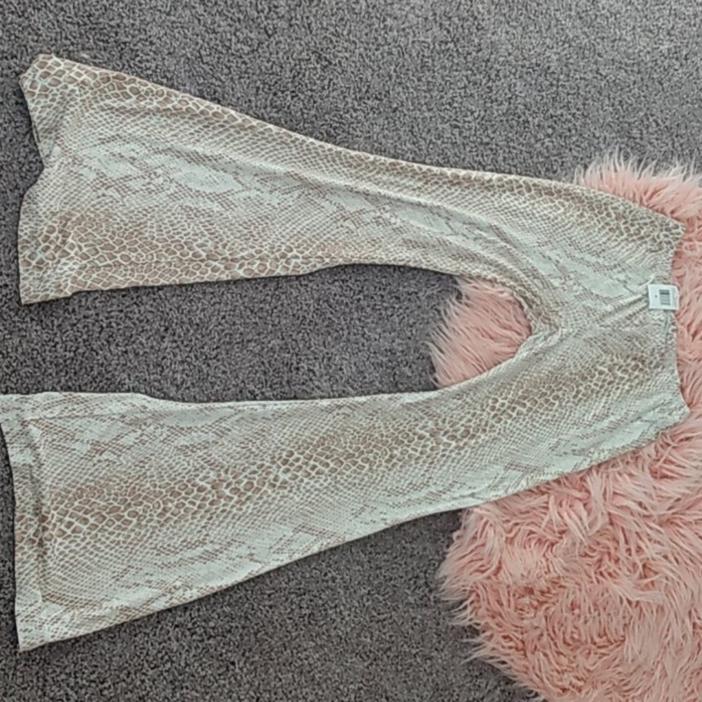 Snake print bell bottom pants